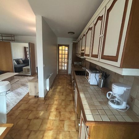 F2 Avec Terrasse, Parking Gratuit Apartamento Guyancourt Exterior foto
