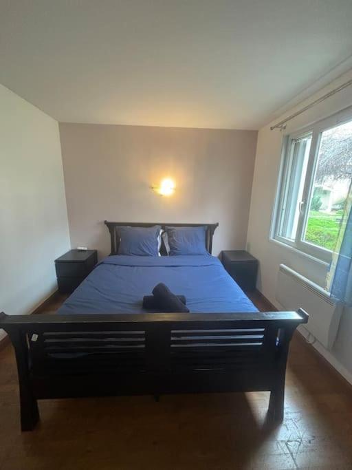 F2 Avec Terrasse, Parking Gratuit Apartamento Guyancourt Exterior foto